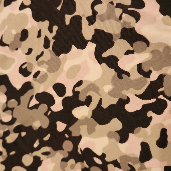 Victoria Sport Knockout Leggings - Picture 3 of 7